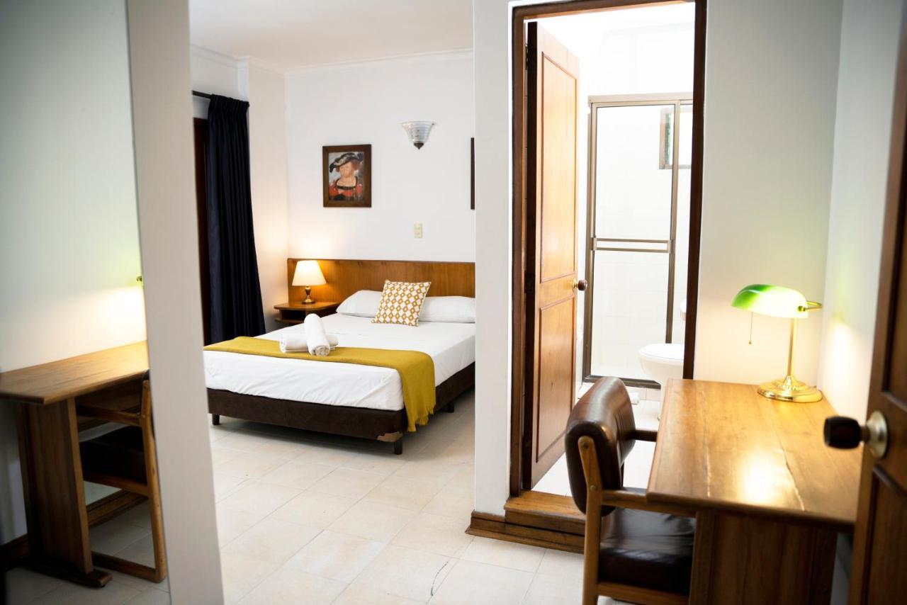 Hotel Casa Rosales Medellín Esterno foto