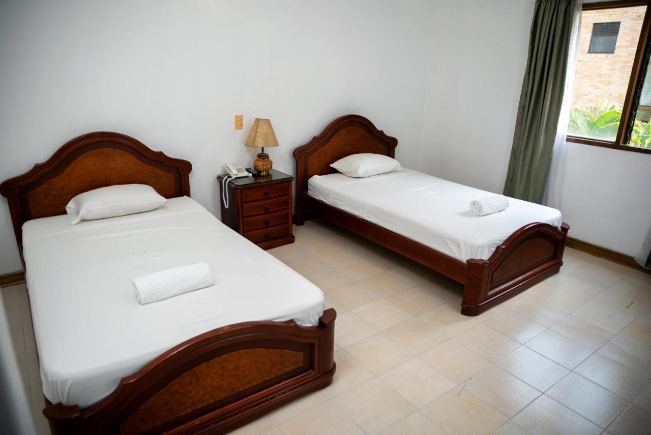Hotel Casa Rosales Medellín Esterno foto