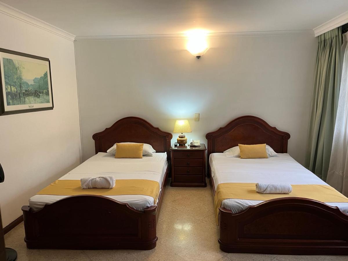 Hotel Casa Rosales Medellín Esterno foto